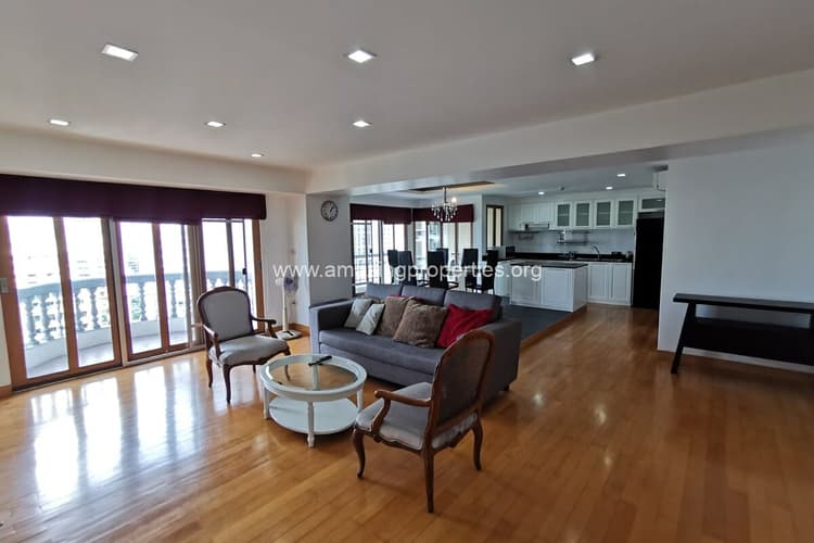 Royal-Castle-3-bedroom-14-2203