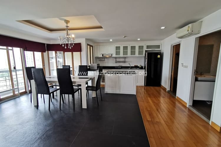 Royal-Castle-3-bedroom-3-2199