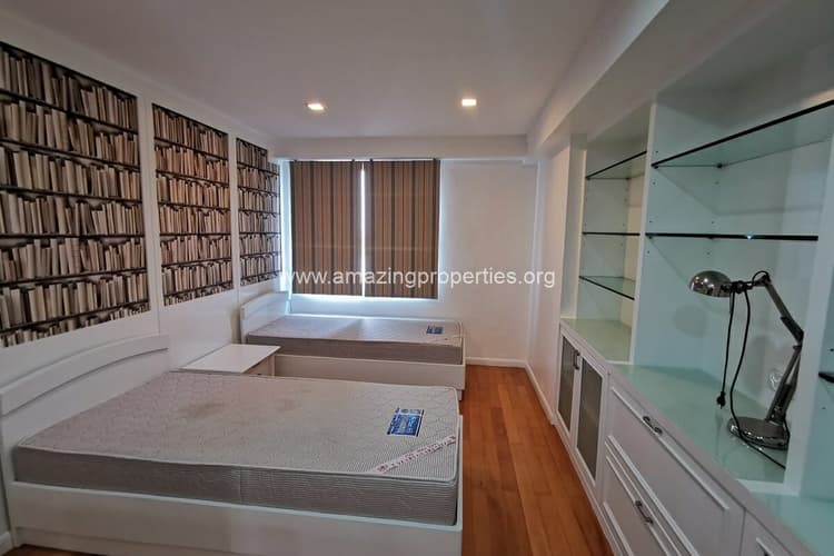 Royal-Castle-3-bedroom-7-6649